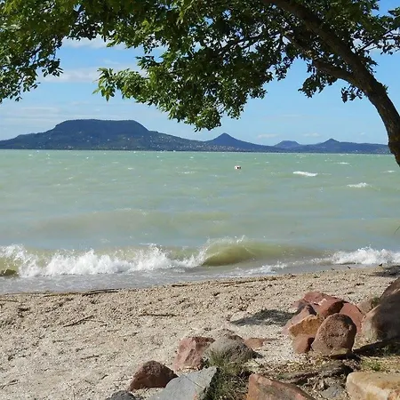 Holiday House / Ferienhaus Annamaria 80m From Beach * Balatonfenyves