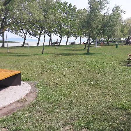 Holiday House / Ferienhaus Annamaria 80m From Beach Balatonfenyves